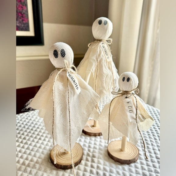 New Rustic Fall Halloween Wispy Ghost Figures Wooden Decor Boo Basket Set of 3 - Picture 2 of 7